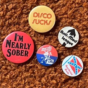 Vintage British badges pin bundle from England 1980. Rock punk mod attitude